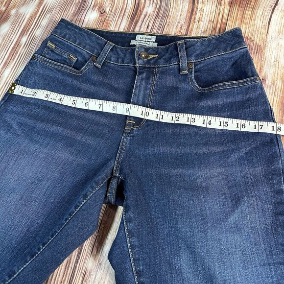 LL Bean CLASSIC FIT Size 6 Petite Mid Rise Straight Leg Jeans Denim Pants 27x27 - Picture 6 of 13